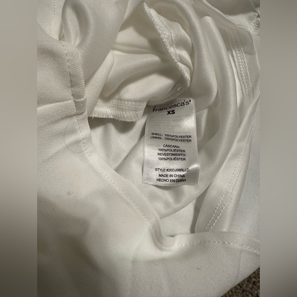 NWT Francesca’s Whitw Ruffle Romper - Picture 3 of 7